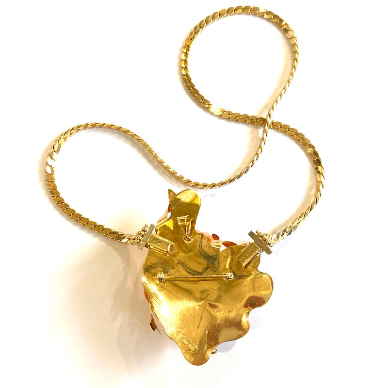 Collana/Ciondolo/spilla scultura corallo cerasuolo e oro; 62.7 gr