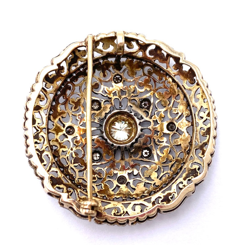 Ciondolo/Spilla antica circolare, oro e diamanti; 13.49 gr