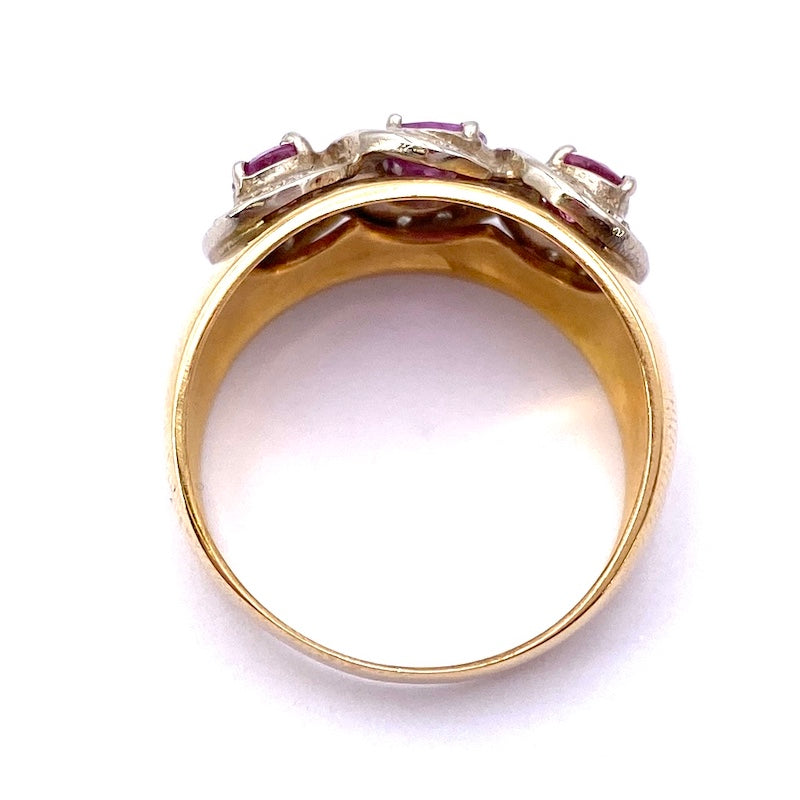 Anello a fascia trilogy zaffiri rosa, diamanti e oro giallo; 5.11 gr