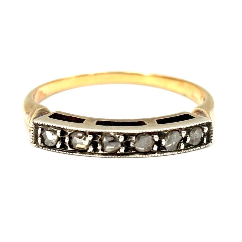 Anello antico, riviera diamanti e oro; 2.20 gr