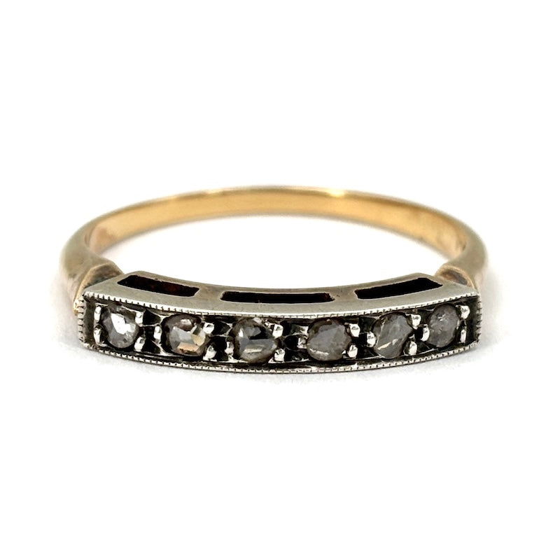 Anello antico, riviera diamanti e oro; 2.20 gr