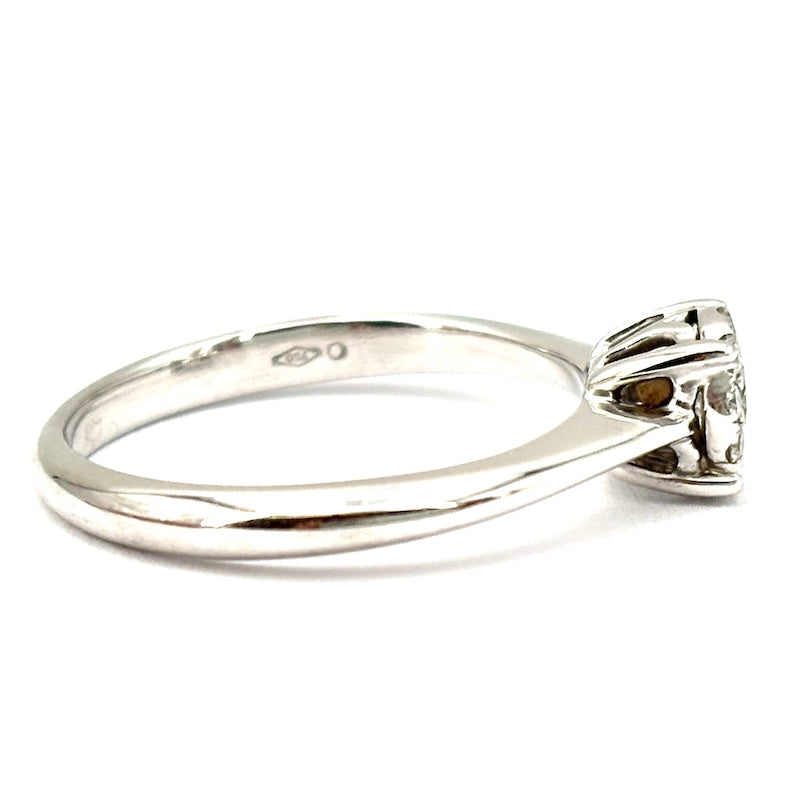 Anello brillanti margherita circolare e oro - 0.25-0.30 ct; 3 gr