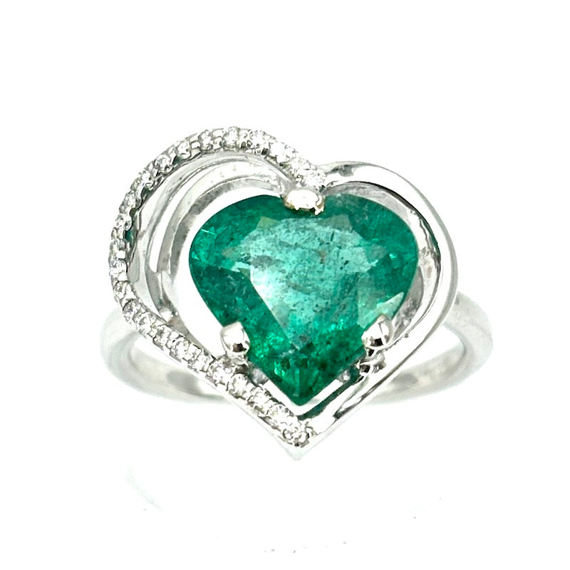 OCCASIONE!!! Anello cuore smeraldo e brillanti; 5.15 gr