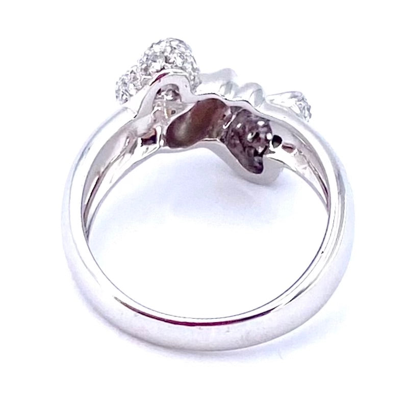 Anello fascia, fiocco brillanti, oro bianco; 7.47 gr