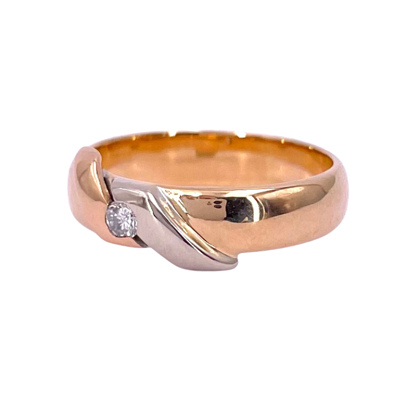 Anello fascia solitario oro tricolore; 3.4 gr