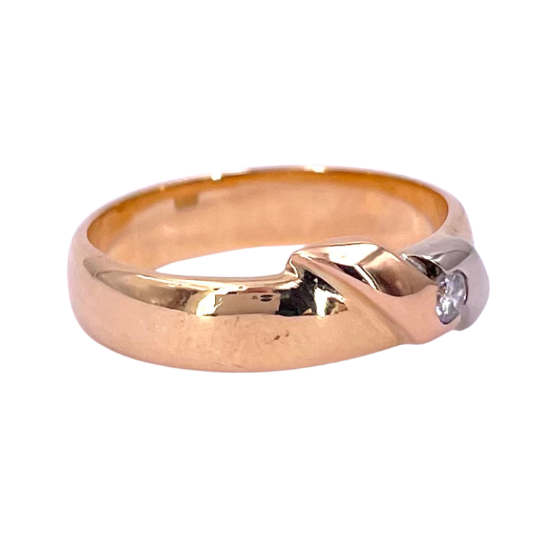 Anello fascia solitario oro tricolore; 3.4 gr