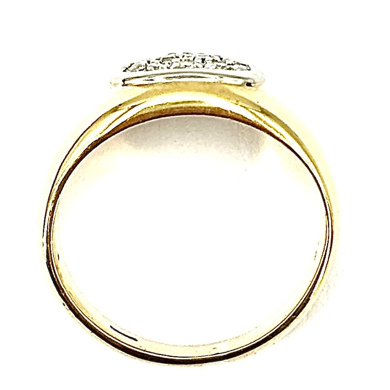 Anello fascia vintage oro giallo e bianco, ovale brillanti;  5.3 gr
