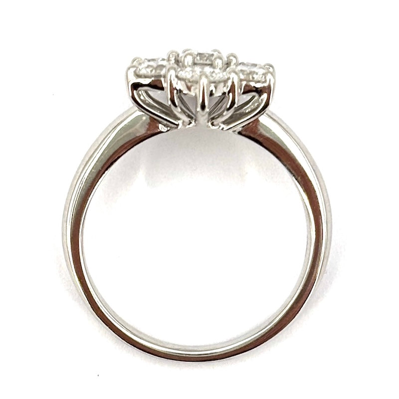 Anello fiore diamanti, oro bianco - 1.37 ct; 5.08 gr