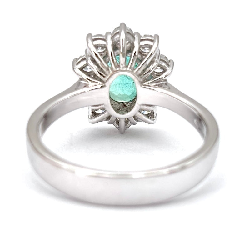 Anello margherita smeraldo e brillanti; 5.69 gr