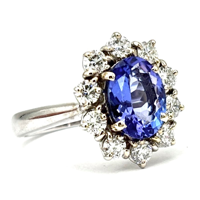 Anello margherita tanzanite, brillanti, oro bianco - 4.73 gr OCCASIONE