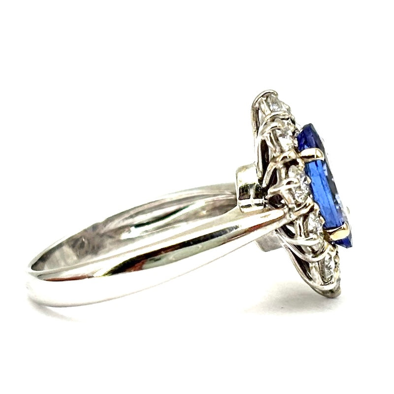 Anello margherita tanzanite, brillanti, oro bianco - 4.73 gr OCCASIONE