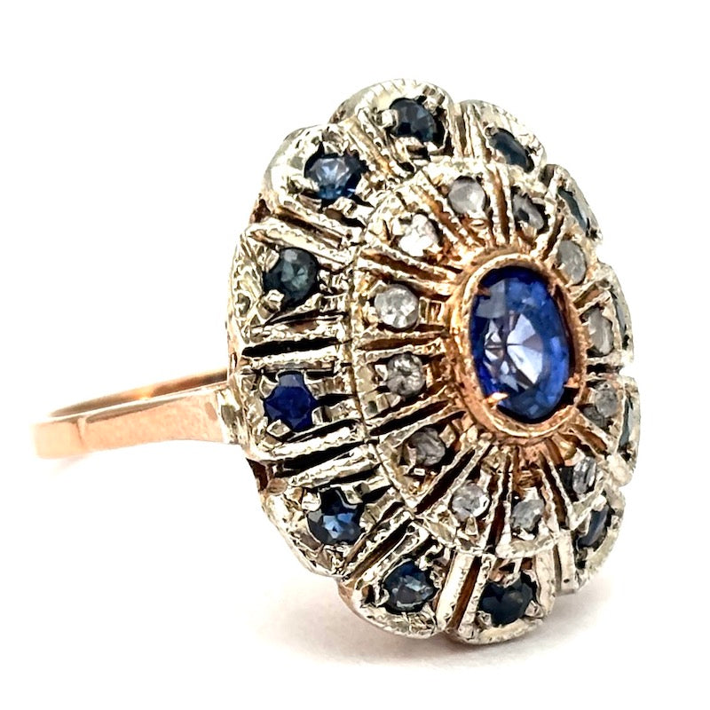 Anello margherita toppa vintage zaffiro e diamanti; 6.38 gr