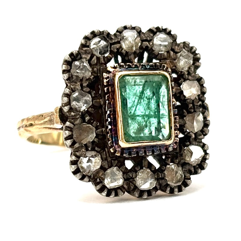 Anello margherita vintage smeraldo e diamanti, in stile; 5.26 gr
