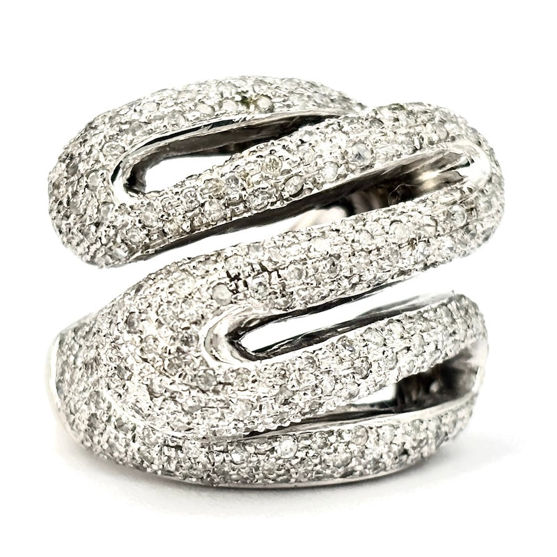 Anello maxi, brillanti e oro bianco; 22.4 gr