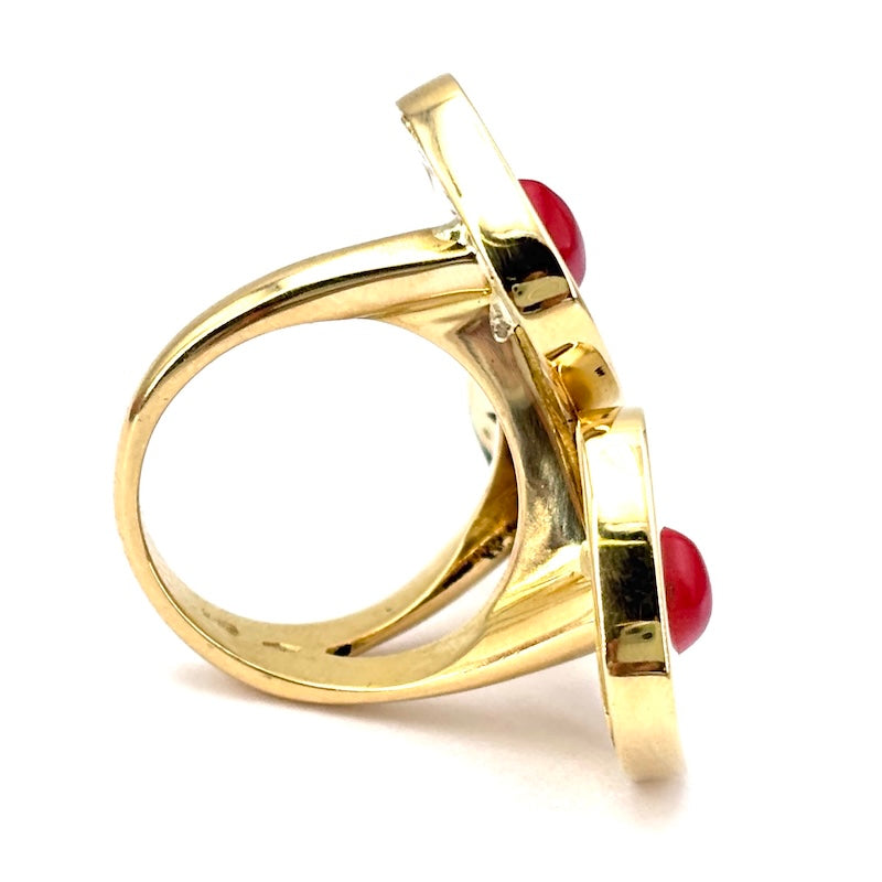 Anello maxi design oro e pasta di corallo; 15.92 gr