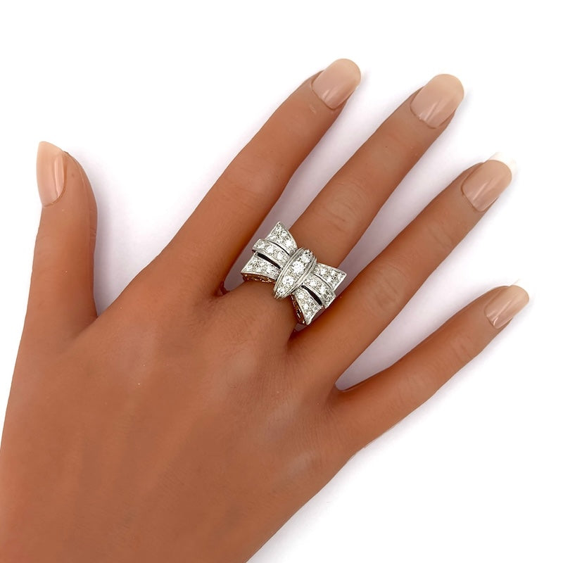 Anello maxi fiocco brillanti/ponte, oro bicolore; 11.89 gr
