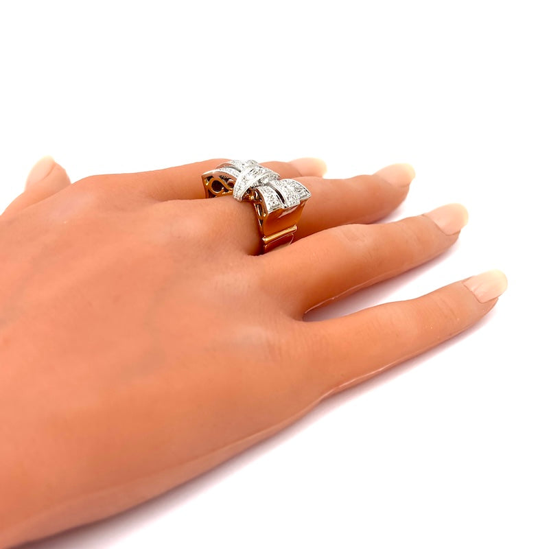 Anello maxi fiocco brillanti/ponte, oro bicolore; 11.89 gr