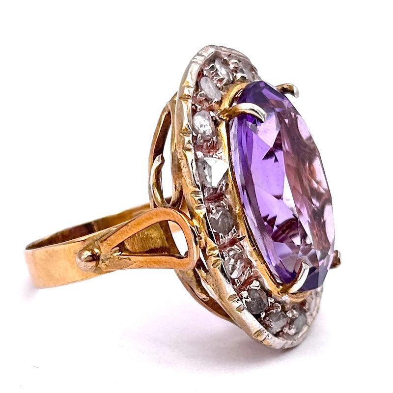 Anello maxi margherita toppa vintage ametista e diamanti; 7.46 gr