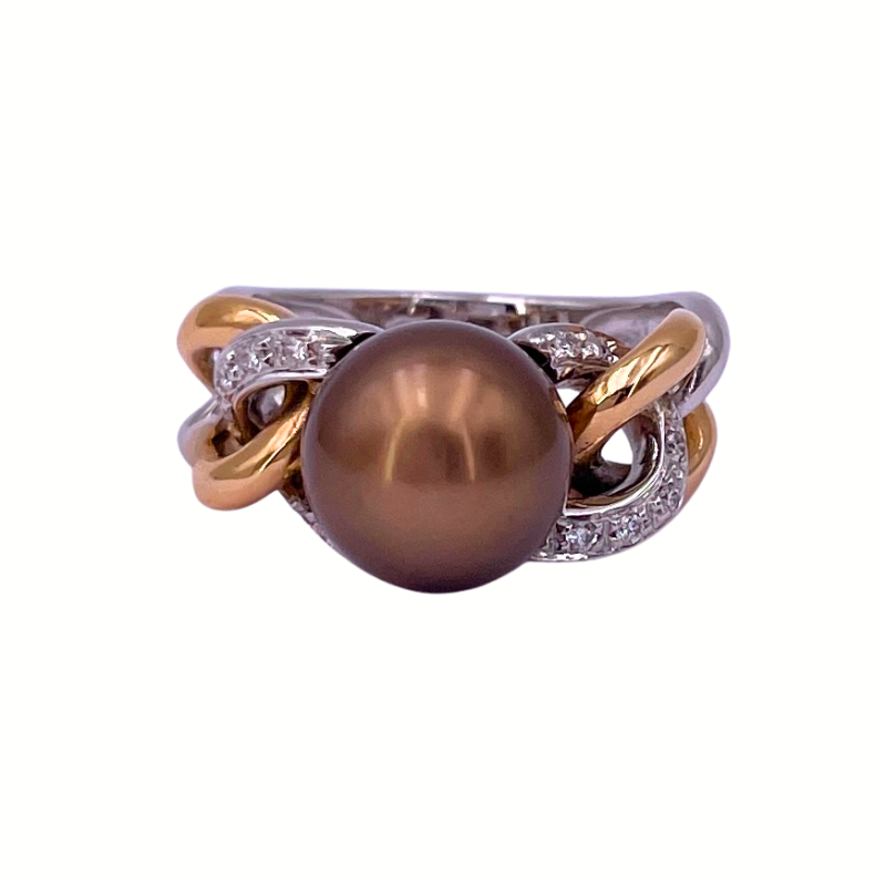 Anello perla australiana chocolate, su catena bicolore oro e brillanti; 9.12 gr