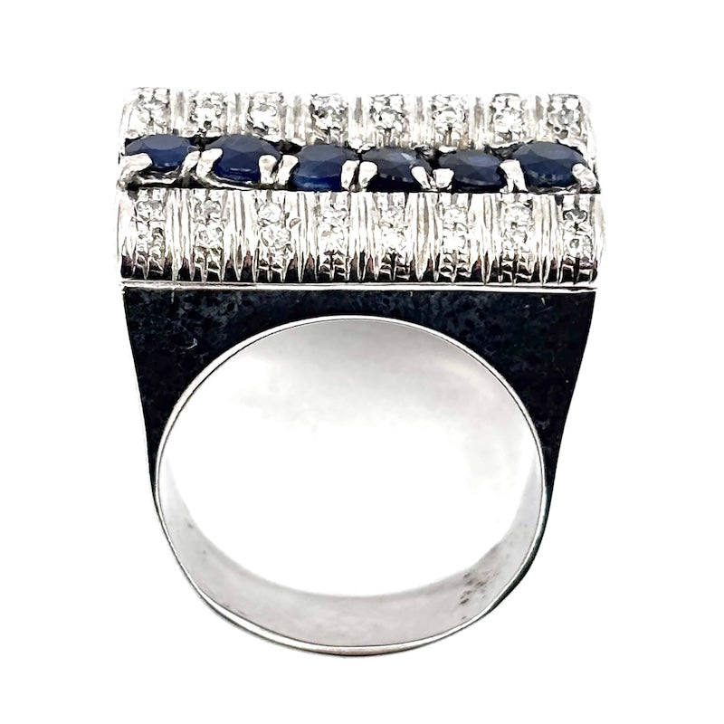 Anello ponte maxi, zaffiri, brillanti e oro bianco; 15.5 gr