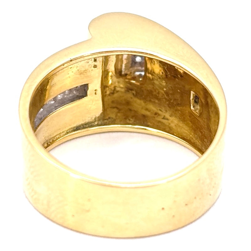 Anello ponte vintage oro giallo e brillanti; 11.7 gr