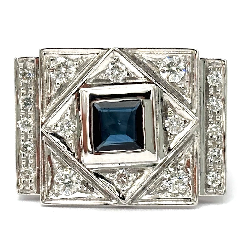 Anello ponte zaffiro carrè e brillanti, oro bianco, stie decò;  9.86 gr