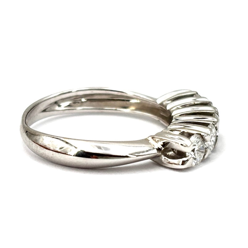 Anello riviera 5 brillanti e oro bianco - 0.50-0.55 ct; 3 gr