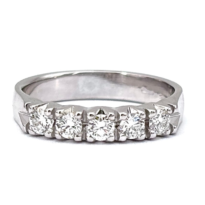 Anello riviera brillanti e oro bianco - 0.52 ct; 4.16 gr