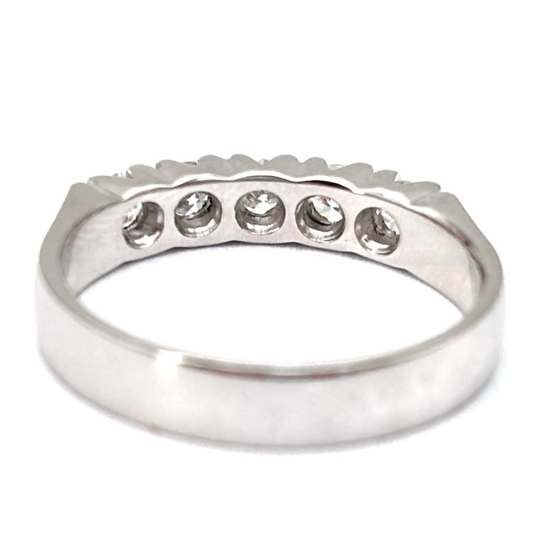 Anello riviera brillanti e oro bianco - 0.52 ct; 4.16 gr
