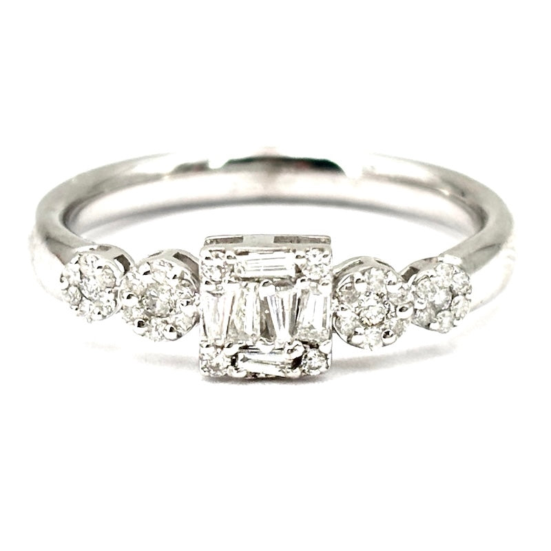 Anello riviera composta di diamanti e oro - 0.40-0.45 ct; 2.89 gr