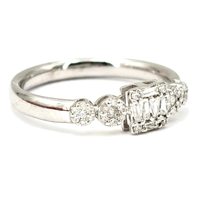 Anello riviera composta di diamanti e oro - 0.40-0.45 ct; 2.89 gr