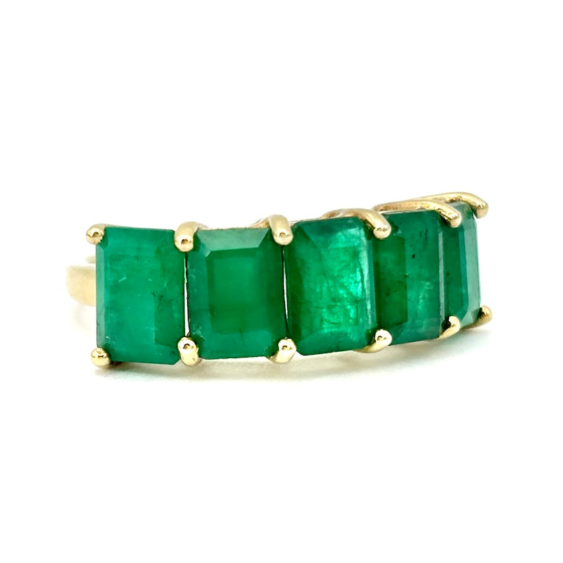 Anello riviera smeraldi squadrati e oro giallo;  3.35 gr