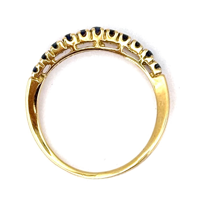 Anello riviera zaffiri e oro giallo, a onda; 2.54 gr