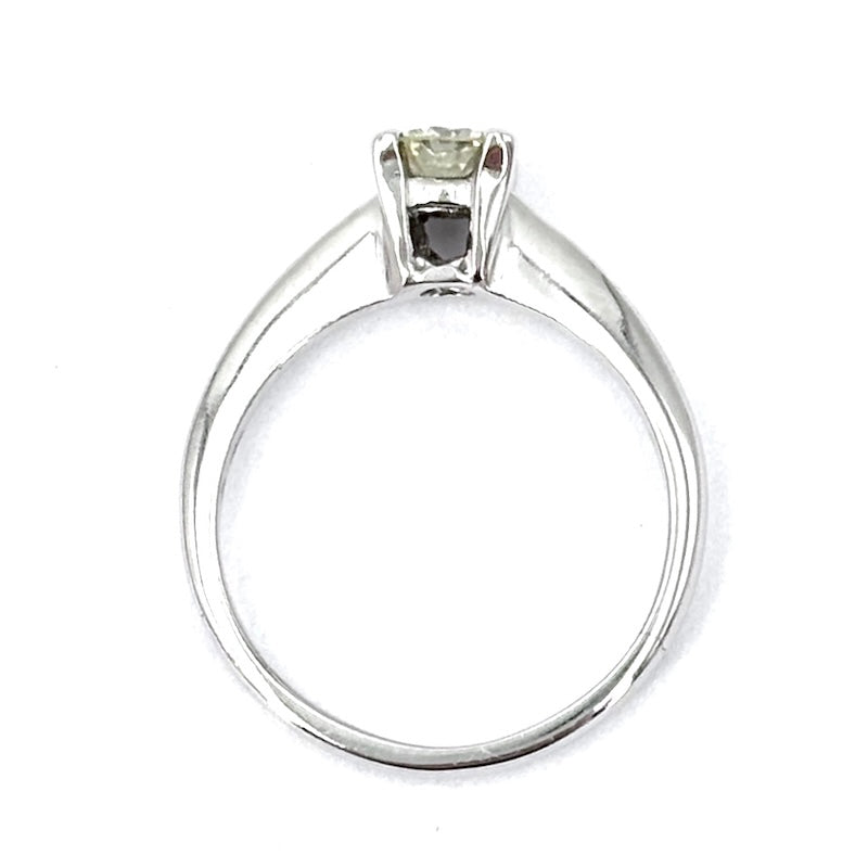 Anello solitario in oro bianco, 0.43 ct; 3.13 gr