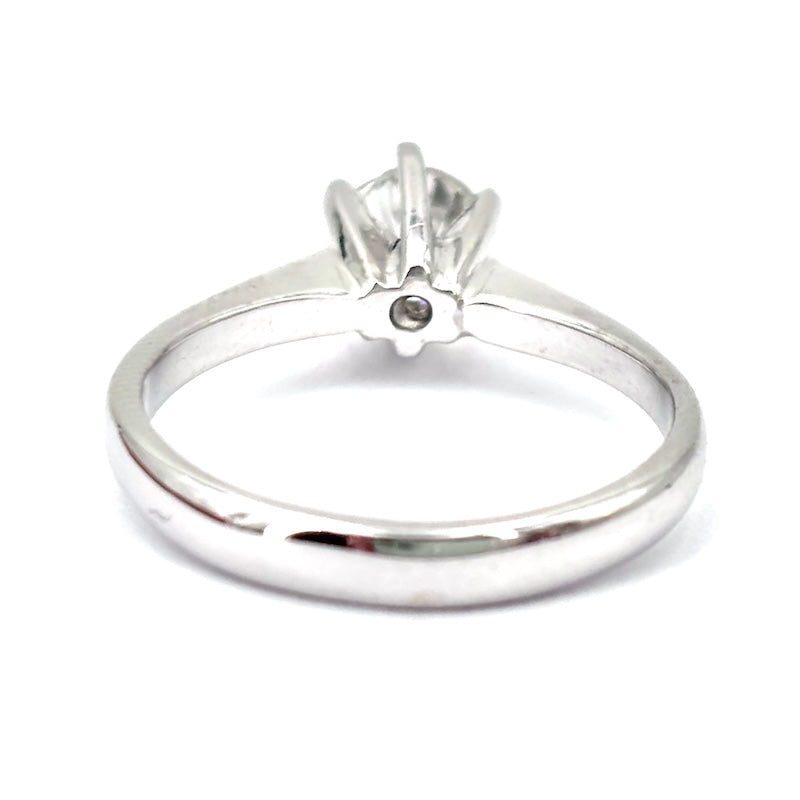 Anello solitario in oro bianco, 0.75 ct; 3.61 gr