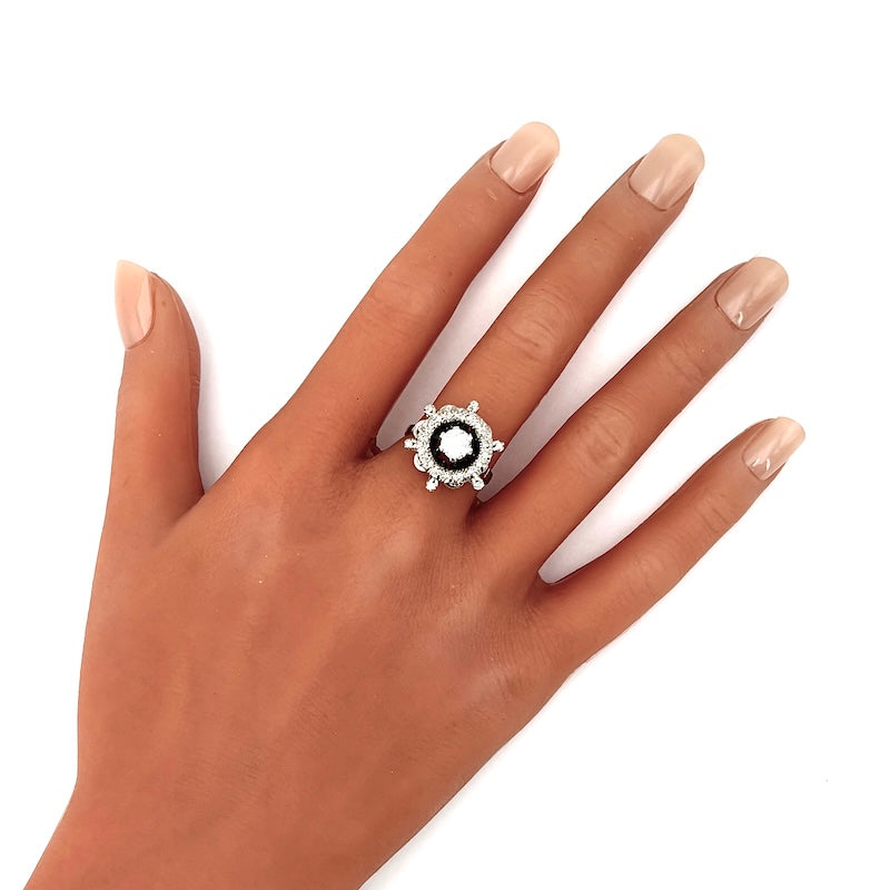 Anello timone solitario taglio antico, diamanti e oro, anni '40-'50; 0.90-1.10 ct; 6.65 gr