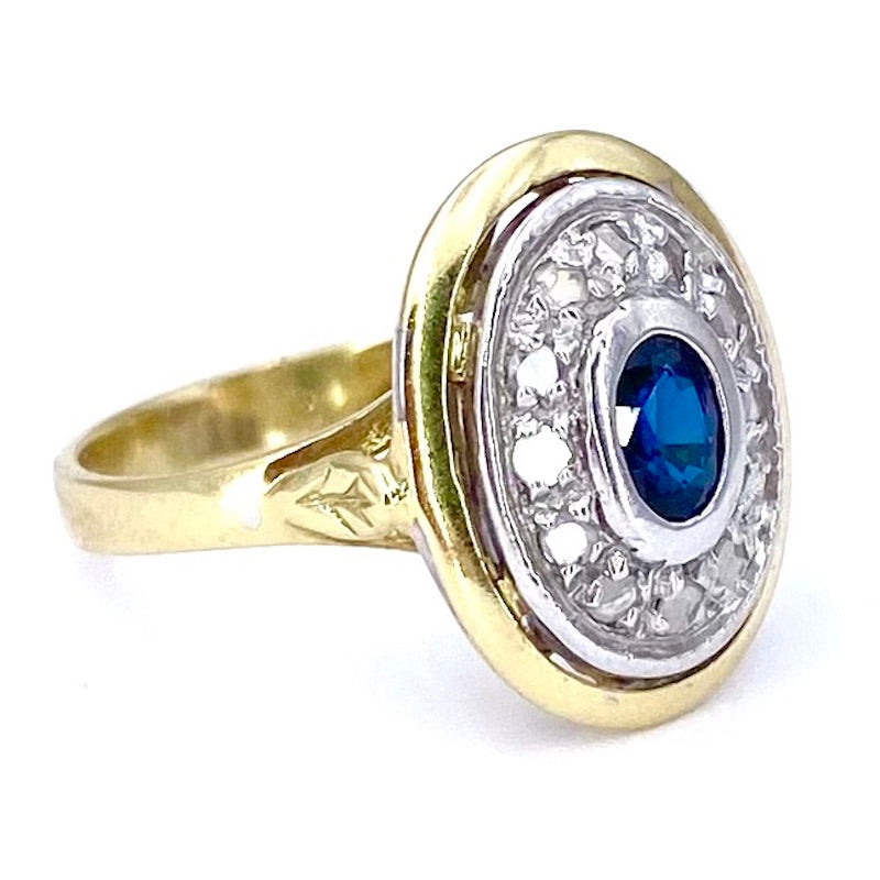 Anello toppa zaffiro e diamanti ; 3.99 gr