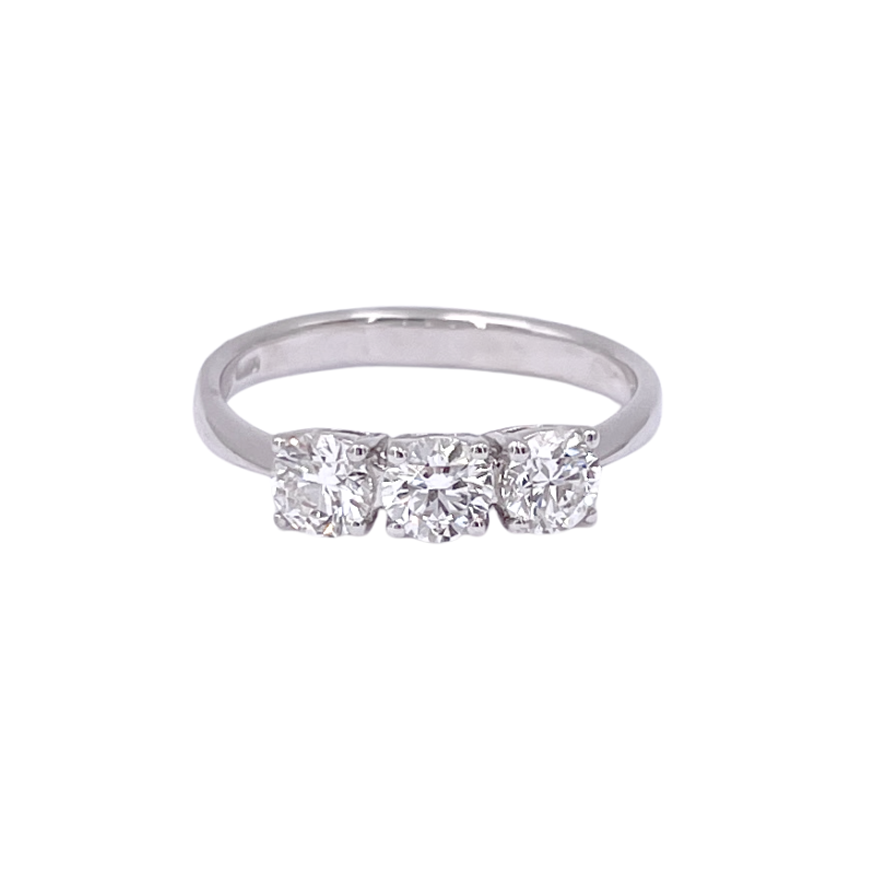 Anello trilogy brillanti e oro - 0.91 ct; 2.63 gr