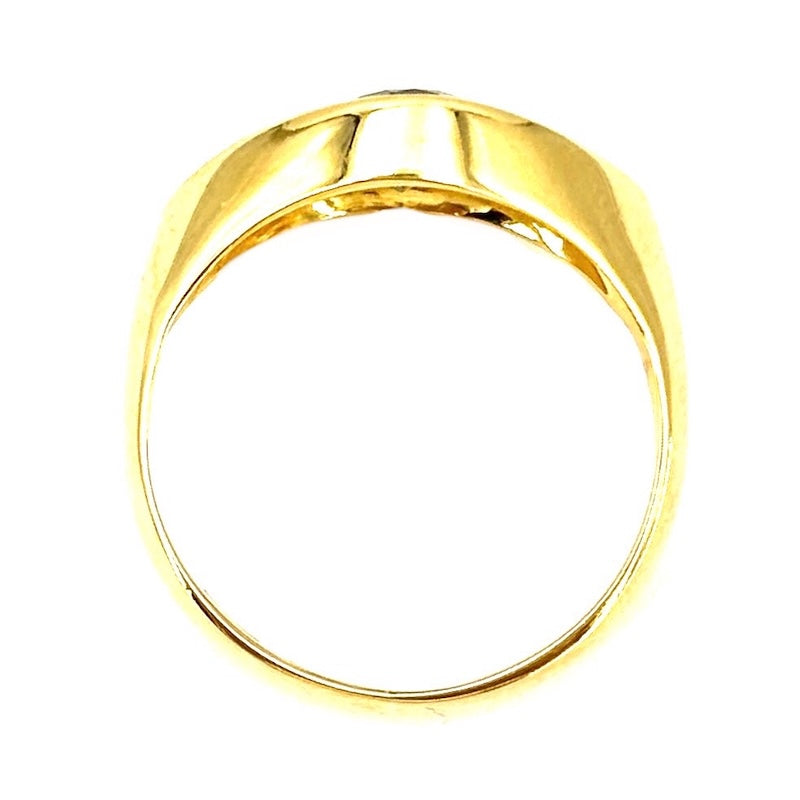 Anello uomo, fascia chevalier, zaffiro, diamanti e oro; 8.9 gr