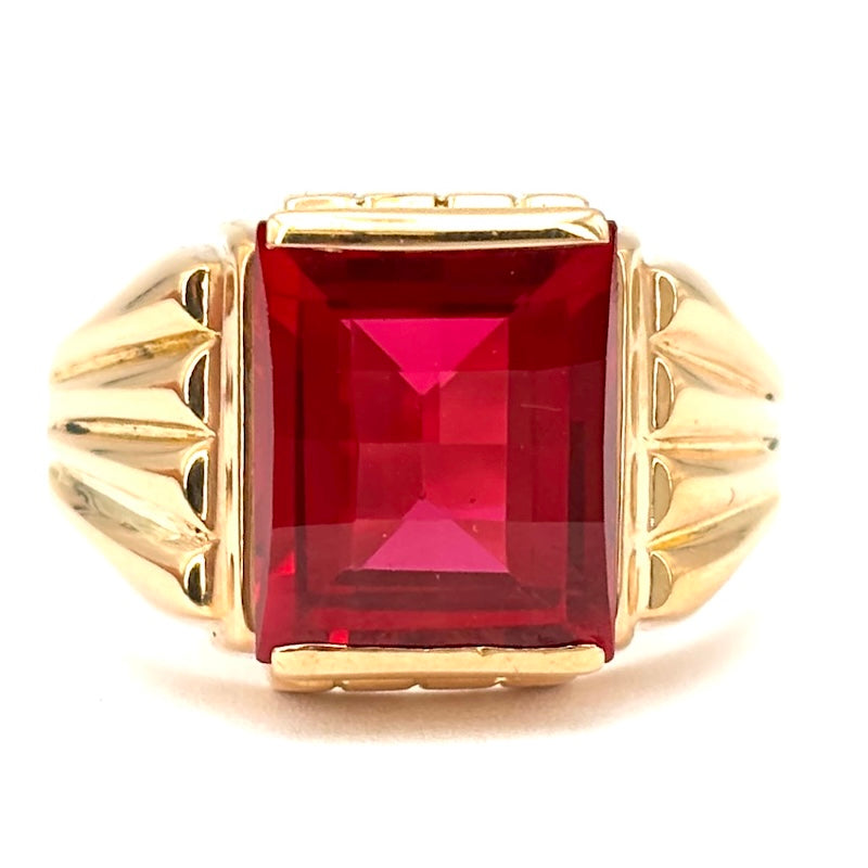 Anello uomo chevalier, gemma rossa sintetica squadrata, oro rosa; 7.2 gr