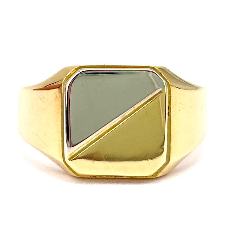 Anello uomo chevalier, squadrato, oro bicolore; 7.5 gr