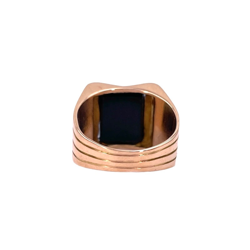 Anello uomo maxi chevalier, onice e oro; 13.8 gr