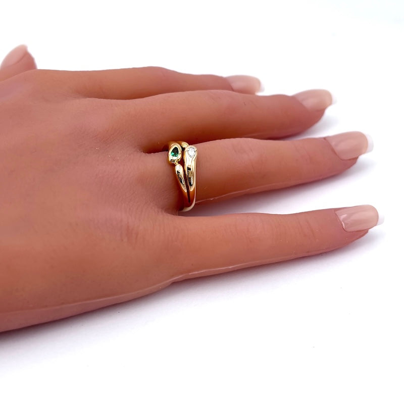 Anello vintage Damiani smeraldo e diamante taglio goccia, in oro giallo e rosa; 5.26 gr