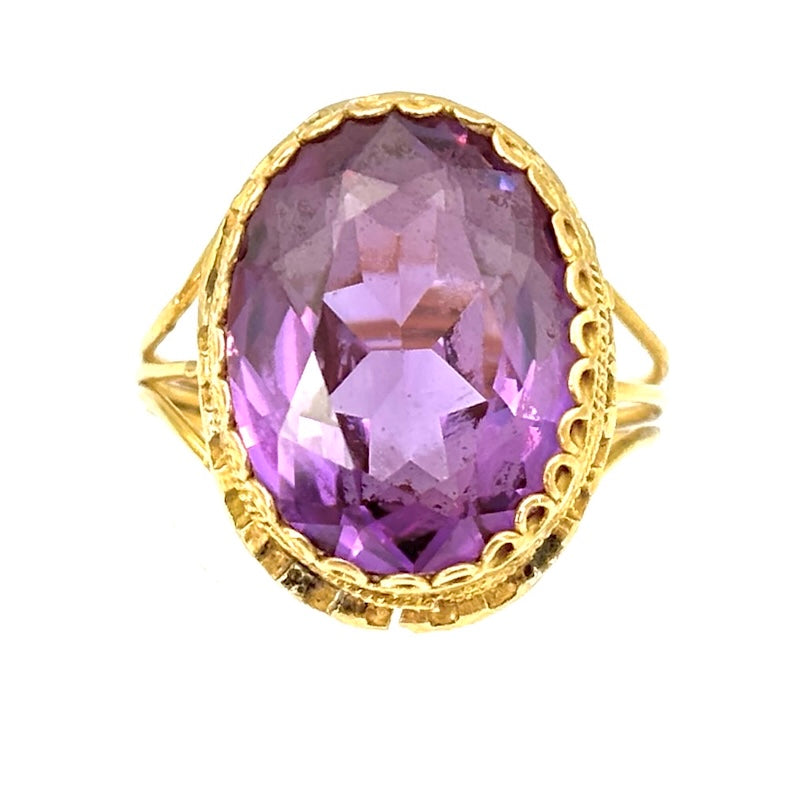 Anello vintage ametista sintesi e oro giallo; 6.55 gr