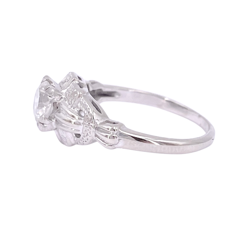 Anello vintage con diamante solitario, 0.40-0.45 ct, in oro bianco - 2.33 gr