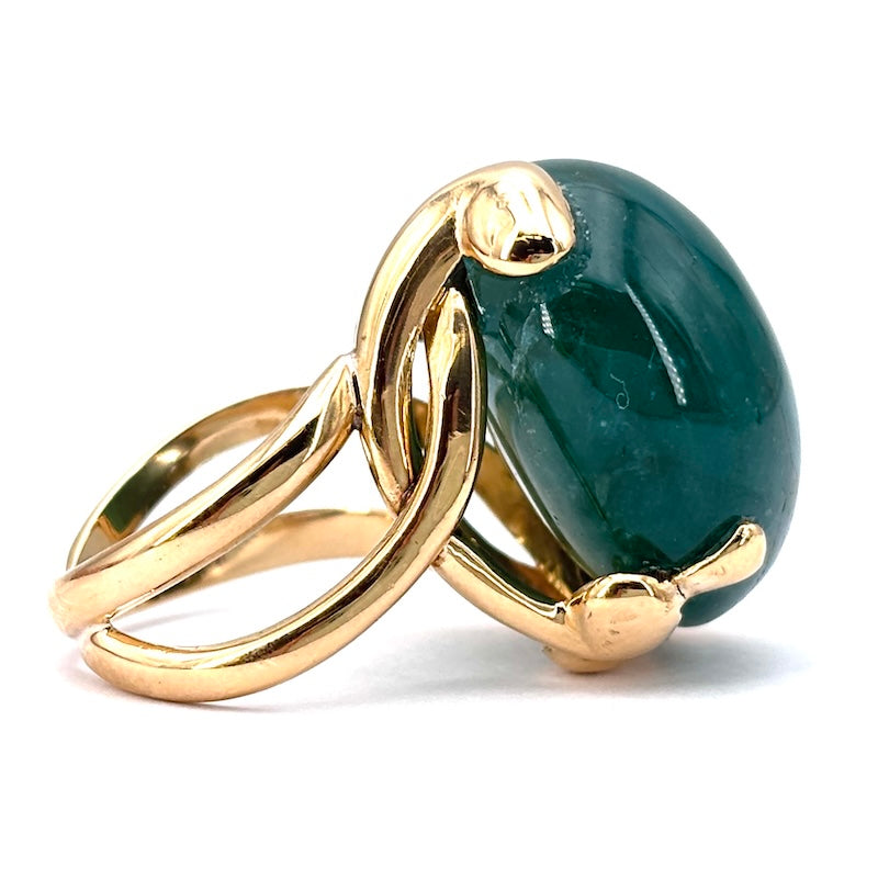 Anello vintage maxi smeraldo cabochon 45.79 ct e oro giallo; 19.55 gr