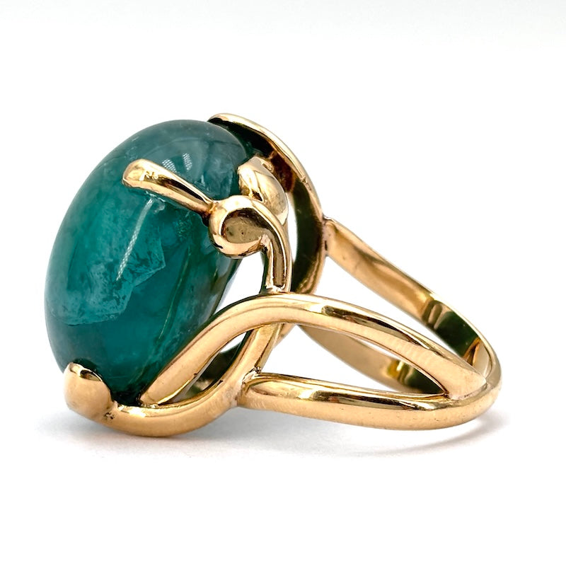 Anello vintage maxi smeraldo cabochon 45.79 ct e oro giallo; 19.55 gr