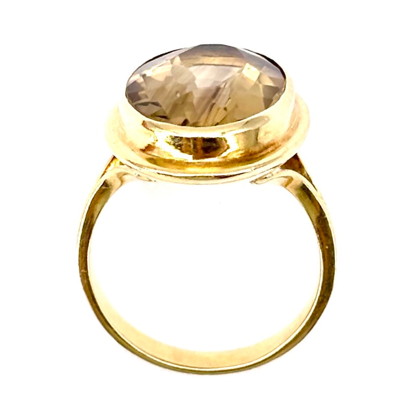 Anello vintage quarzo citrino e oro giallo; 7.22 gr