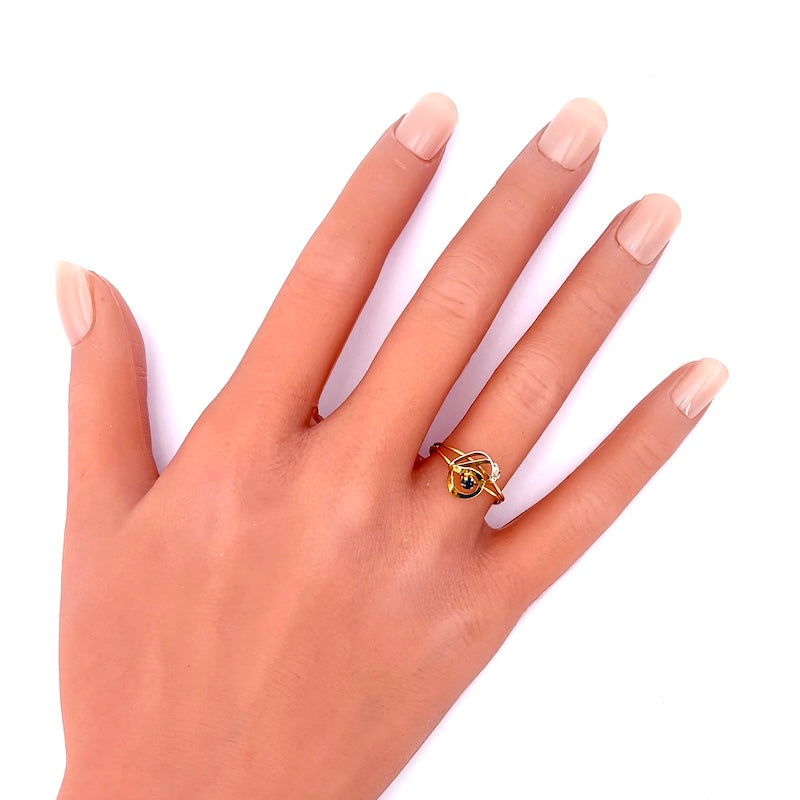 Anello vintage zaffiro, oro bicolore; 1.36 gr