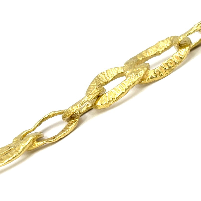 Bracciale catena battuta oro giallo; 11.75 gr - 18 cm